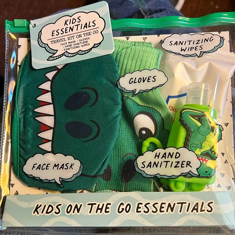 KIDS ESSENTIALS. BOY